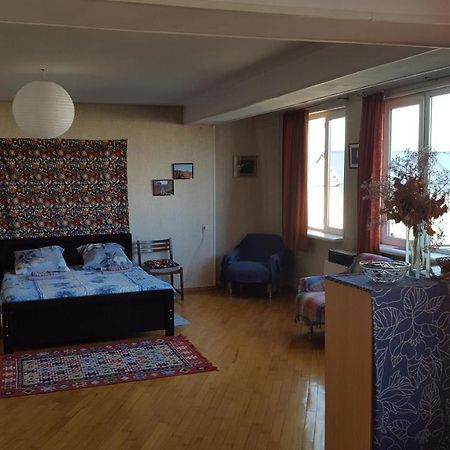Good Apartment ティビリシ エクステリア 写真